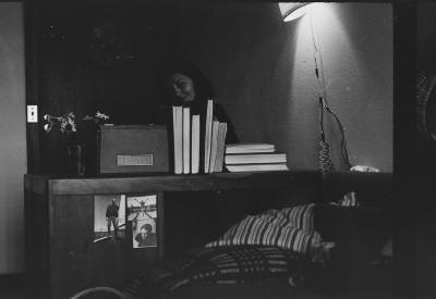 Lena Coelho dos Santos no alojamento dos professores (Colina)