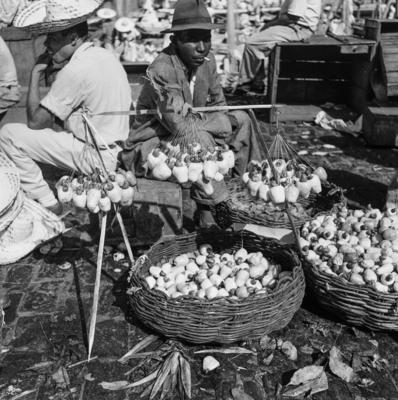 Rampa e arredores do Mercado Modelo