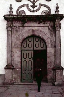 Mosteiro de Santa Maria de Refóios do Lima - portada