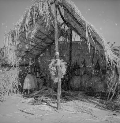 Casa das máscaras do povo Karajá