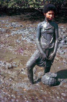 Série Caranguejeiras - Catadora de caranguejo