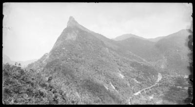 Morro do Corcovado a partir do Morro Dona Marta
