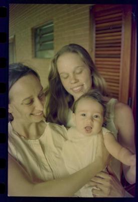 Laís Bodanzky com sua filha