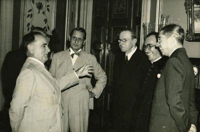 Getúlio Vargas com Comissão Pró-Bispado de Petrópolis