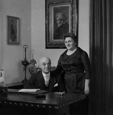 Nicolau Filizola e esposa em sua residência