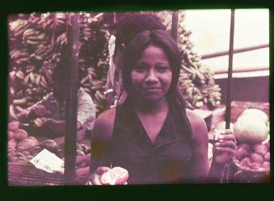 Teste de atriz com Edna de Cássia para o papel de Iracema no filme "Iracema: uma transa amazônica"