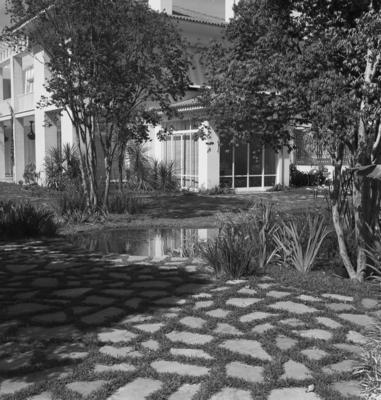 Paisagismo de Burle Marx em residência de Minas Gerais