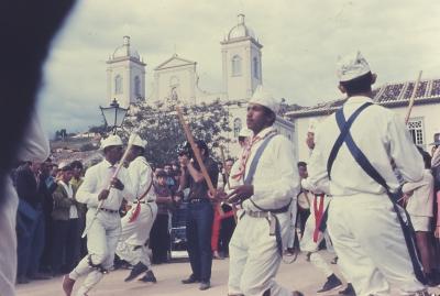Festa do Divino - Mineiro Pau / Maneiro Pau