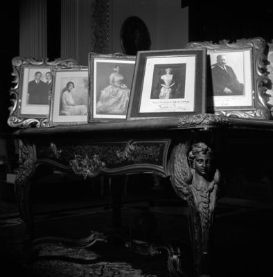 Aspectos internos do casarão do Parque Lage