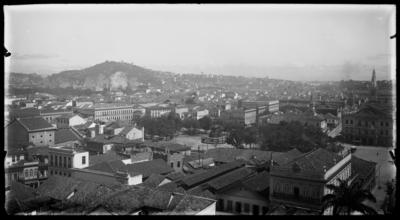Vista da Praça Tiradentes, antiga Praça da Constituição