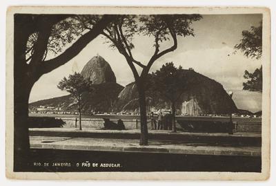 Morro do Pão de Açúcar; visto da Praia de Botafogo