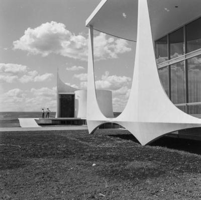Palácio da Alvorada e Capela Nossa Senhora da Conceição