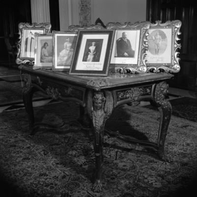 Aspectos internos do casarão do Parque Lage