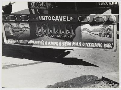 Nunca beije no portão