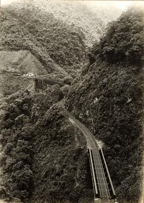 Vista apanhada de cima do túnel nº 6