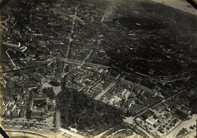 Vista aérea do bairro da Lapa e do Passeio Público