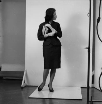 Campanha publicitária da Companhia de Incremento de Negócios (CIN) para meias Ibram