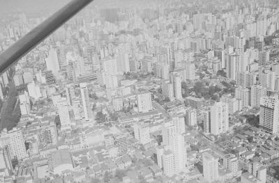 Sobrevoo em São Paulo, com Lena Coelho dos Santos