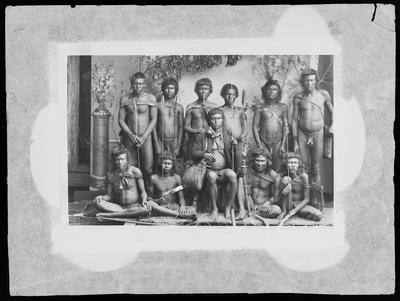 Indígenas do povo Bororo