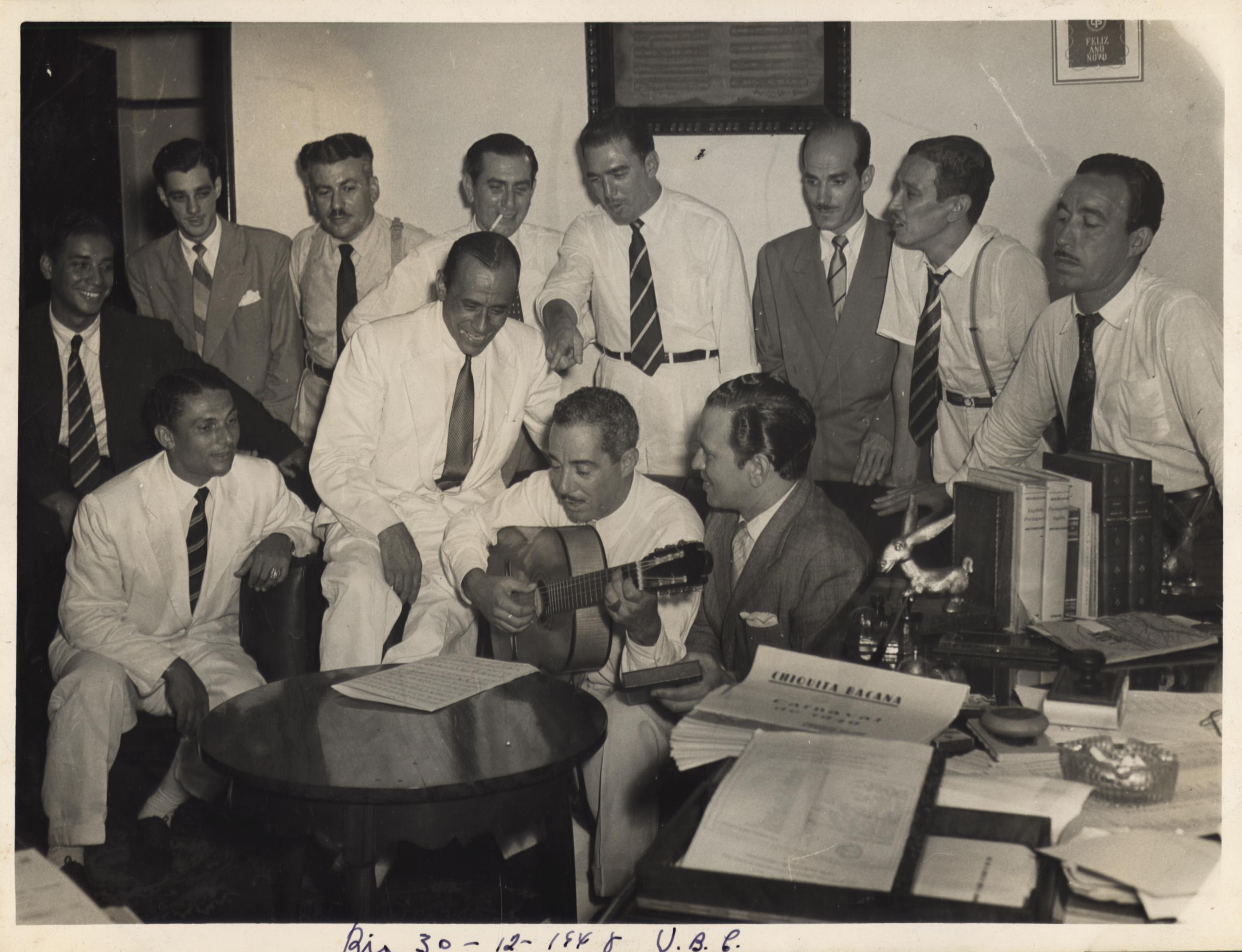 Artistas de música popular