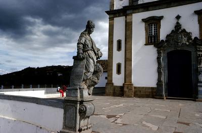 Estátuas dos 12 profetas