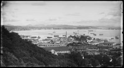 Vista da Alfândega e do Porto do Rio de Janeiro; a partir da Gamboa