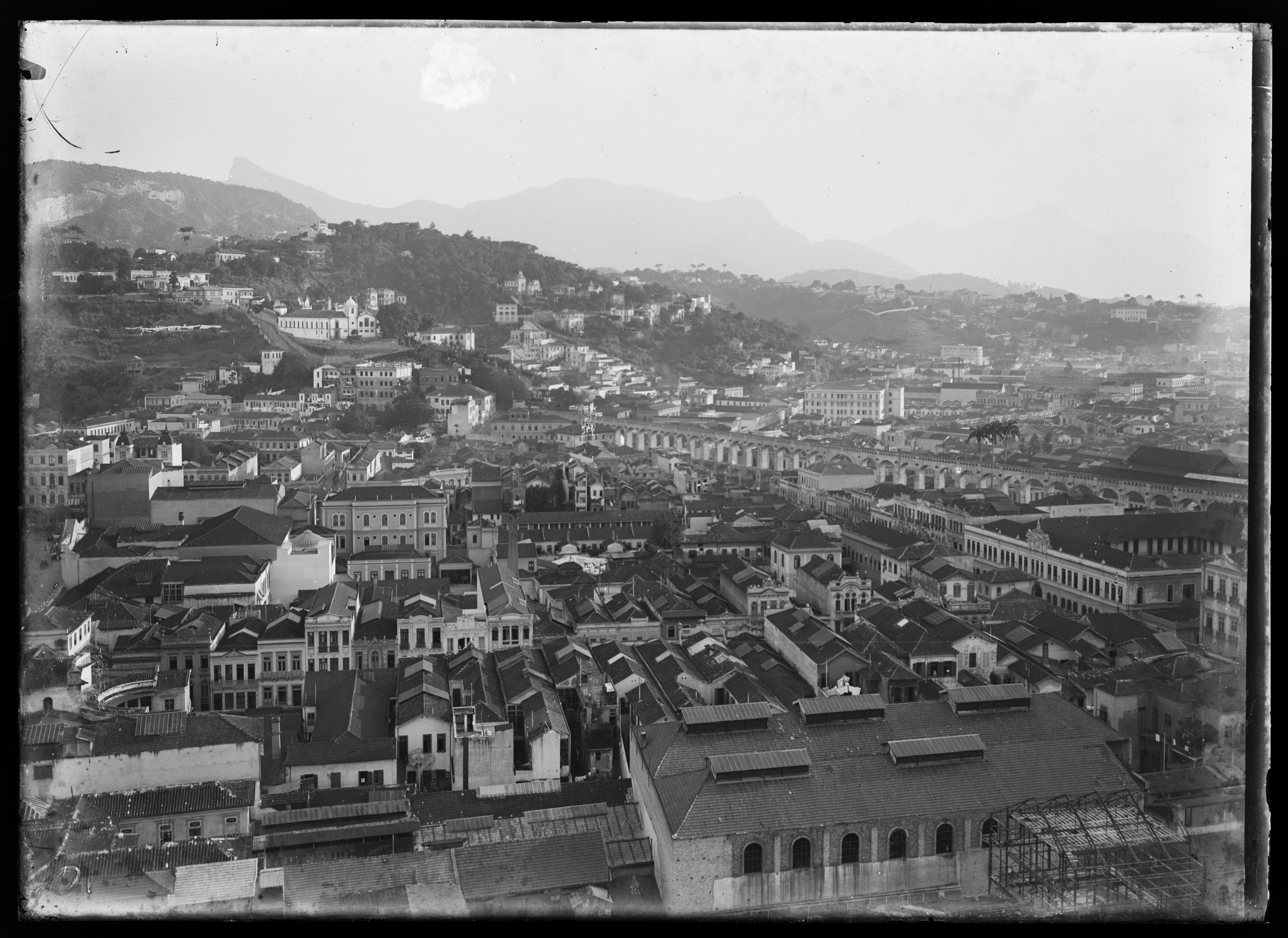 Lapa e de Santa Teresa vistas do Morro de Santo Antônio