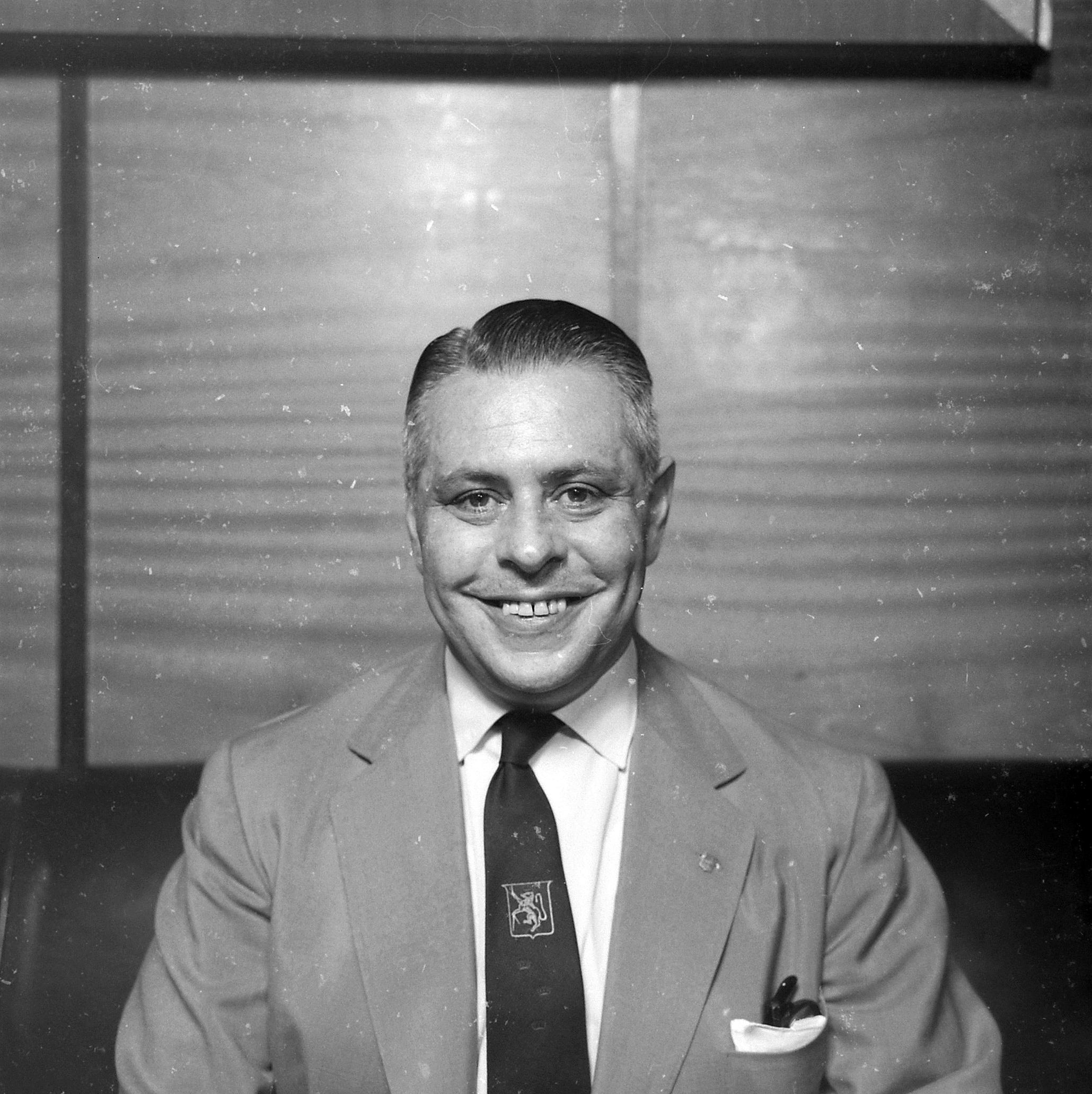 Rothschild - retrato na fábrica