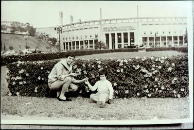 Inezita Barroso com a filha (reprodução)