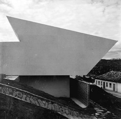 Escola Júlia Kubitschek