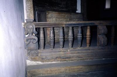 Igreja de São Miguel - detalhe da mesa de comunhão