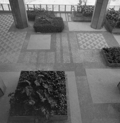 Jardim suspenso do Edifício da Petrobras, projetado por Burle Marx