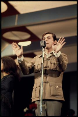 Taiguara - IV Festival de MPB