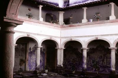 Convento e Igreja de São Francisco - claustro