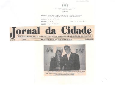 Recorte de jornal: Foto-Legenda