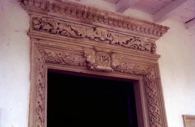 Igreja de Nossa Senhora da Conceição de Comandaroba - portada