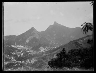 Bairro de Laranjeiras visto do Catete