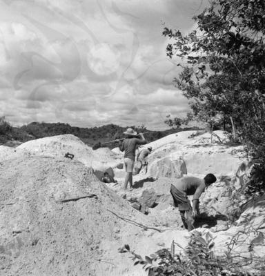 Garimpo de diamantes na Boca do Tauiri