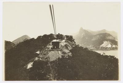 Construção do bondinho do Pão de Açúcar