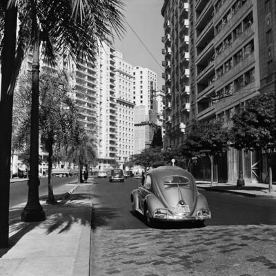 Vista da avenida São Luis tomada a partir da praça da República