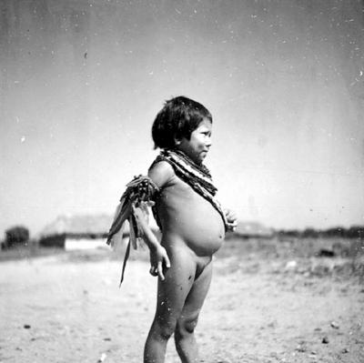 Série povo Kayapó, criança indígena