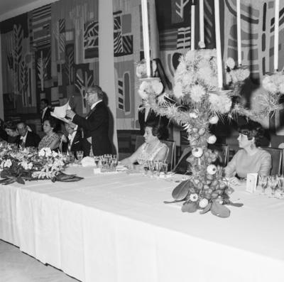 Recepção oferecida ao Presidente do Chile, Eduardo Frei; discursa o presidente brasileiro Arthur da Costa e Silva