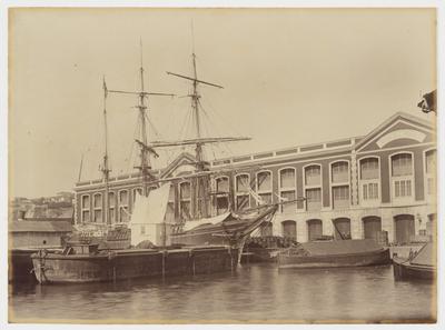 Docas D. Pedro II e embarcações