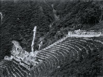 Plataformas na cidadela de Wiñay Wayna