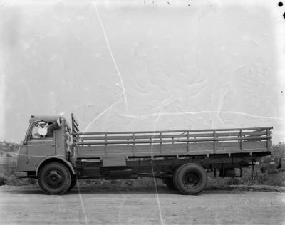 Campanha publicitária da agência Atlas para Pneuac - Natal