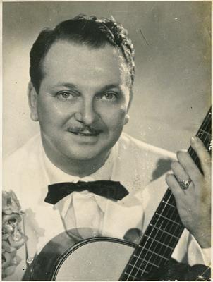 Herivelto Martins com o violão