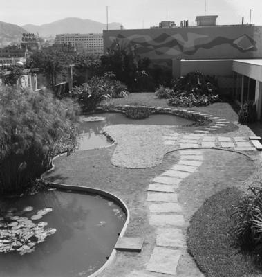 Instituto de Resseguros do Brasil, projeto dos irmãos Marcelo e Milton Roberto, e de Burle Marx