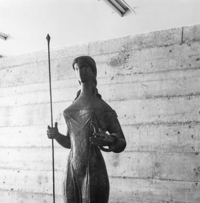 Esculturas de Alfredo Ceschiatti, "Minerva"