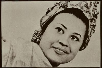 Dolores Duran (reprodução de periódico)