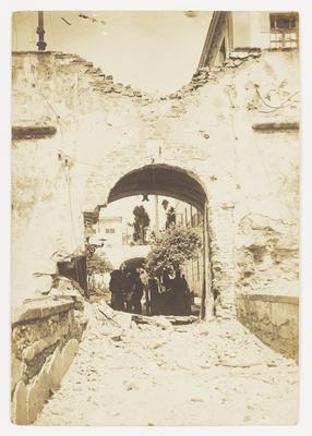 Revolta Naval - entrada para o Batalhão Naval, danificada durante a Revolta